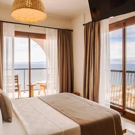 Lsaranda House 16 Adult Only Hotel