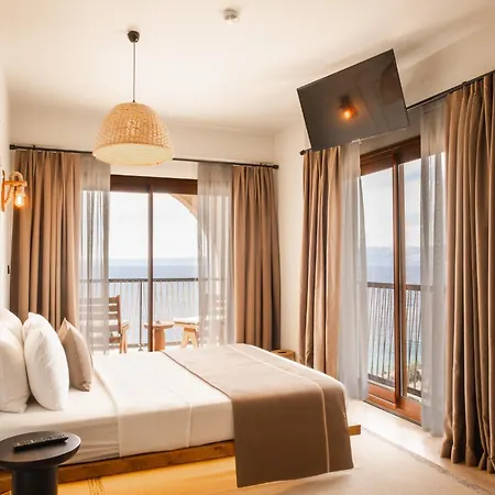 Hotel Voger Ayasaranda *