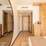 L'saranda House 16 Adult Only فندق