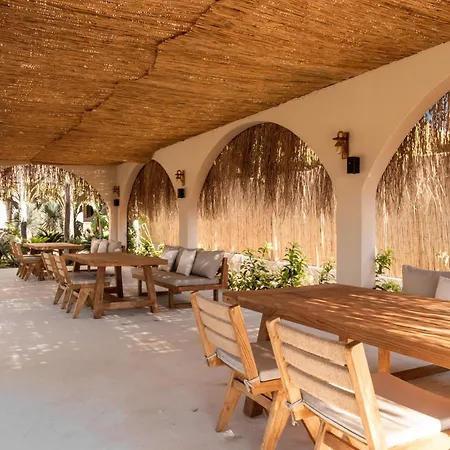 The Local House Ayasaranda *