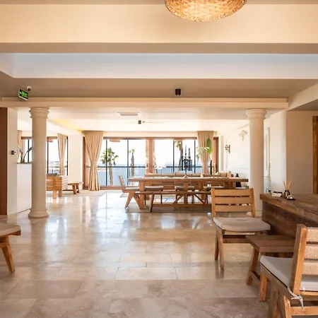 Lsaranda House 16 Adult Only *