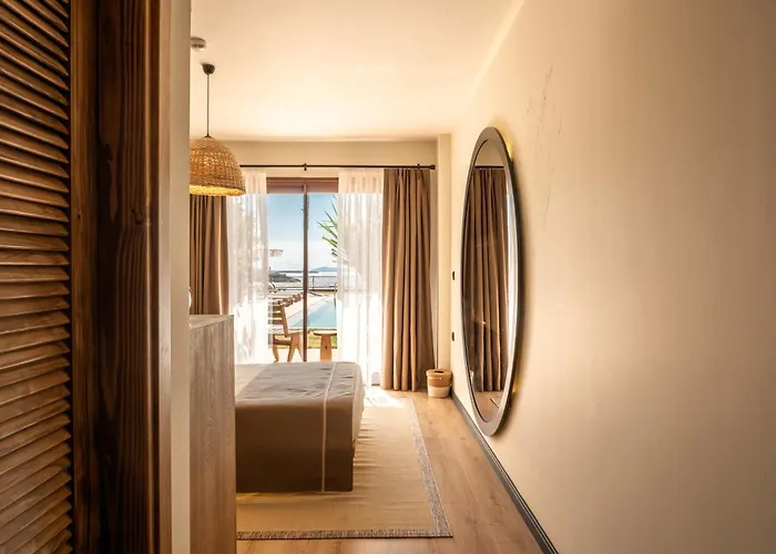 Hotel L'saranda House 16 Adult Only *