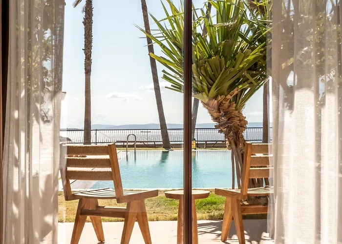 L'saranda House 16 Adult Only