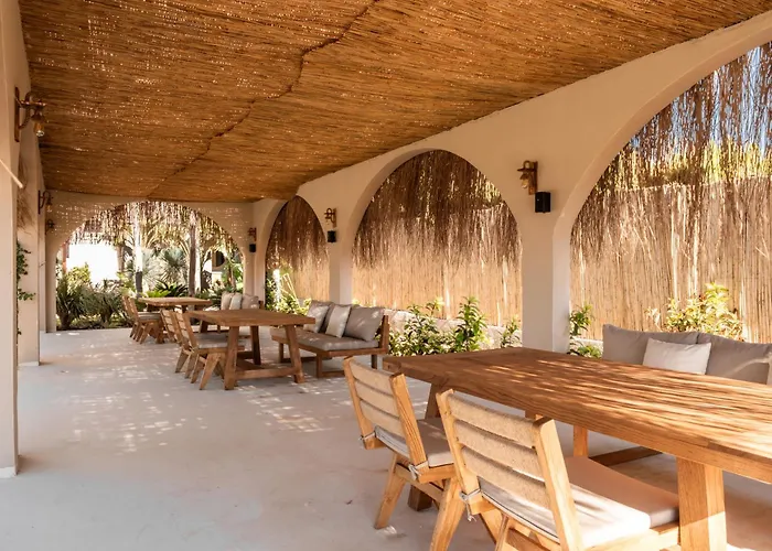 L'saranda House 16 Adult Only *